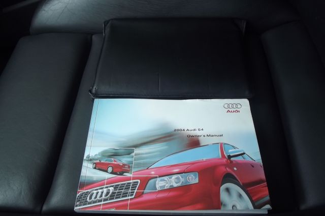 Audi S4 2004 photo 16