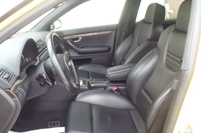 Audi S4 2004 photo 8