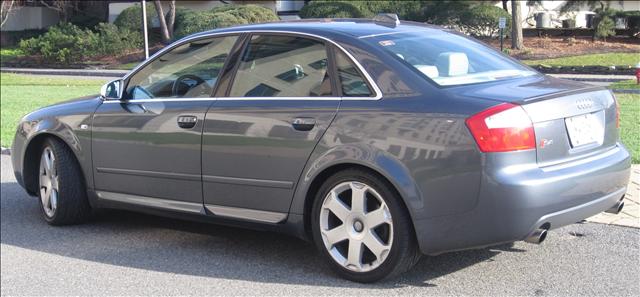Audi S4 2004 photo 1