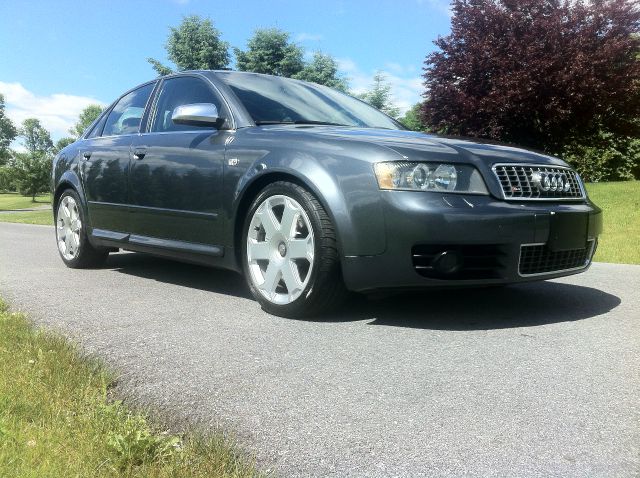 Audi S4 2005 photo 3