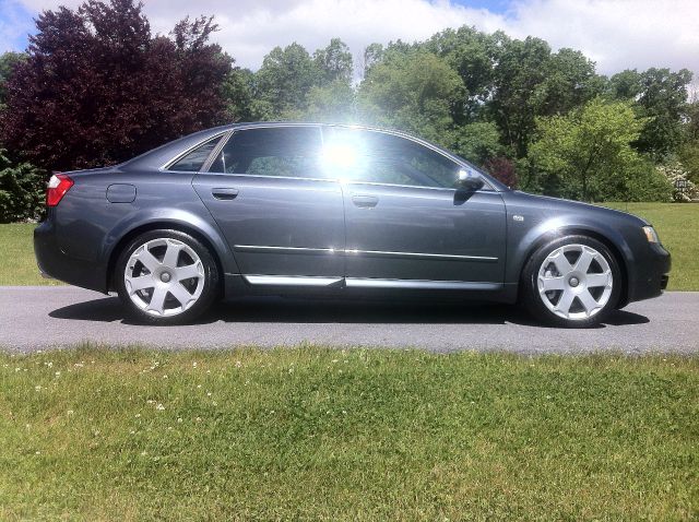 Audi S4 2005 photo 42