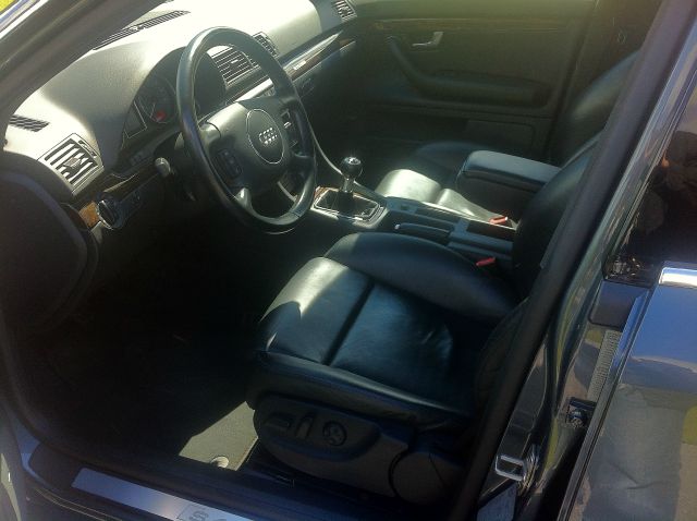 Audi S4 2005 photo 43