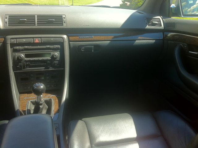 Audi S4 2005 photo 47