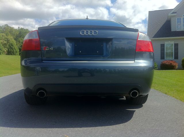 Audi S4 2005 photo 6
