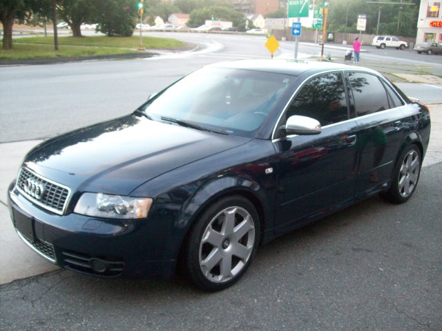 Audi S4 2005 photo 4
