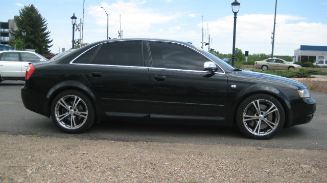 Audi S4 2005 photo 13