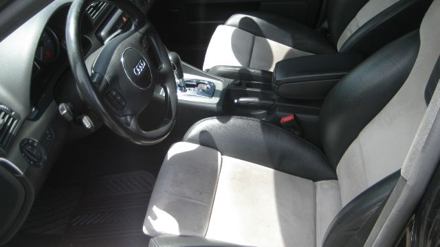 Audi S4 2005 photo 8