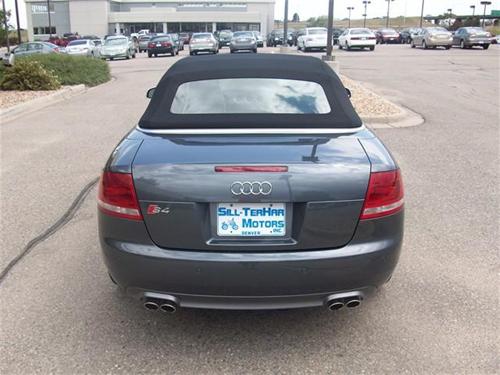 Audi S4 2009 photo 3