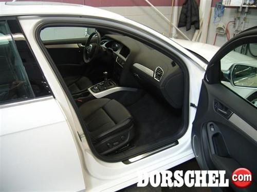 Audi S4 2010 photo 4