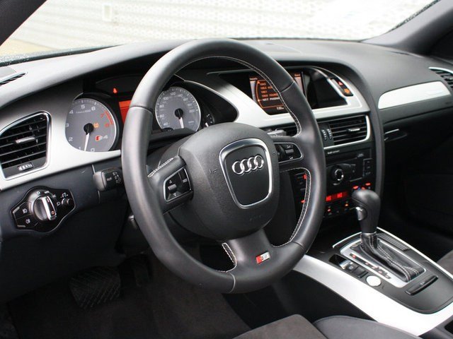 Audi S4 2012 photo 5