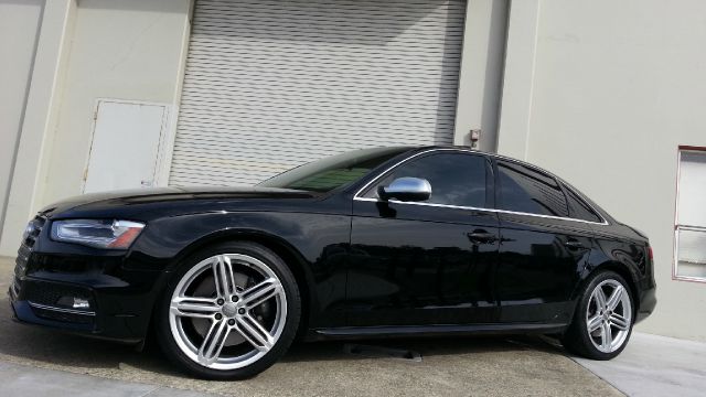Audi S4 2013 photo 1