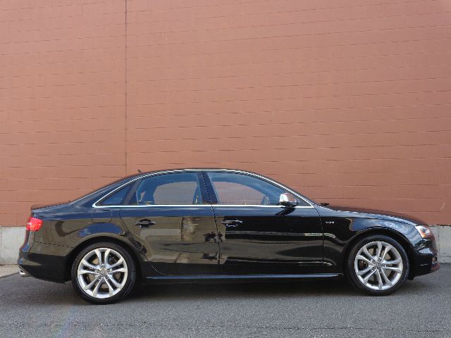 Audi S4 2013 photo 3