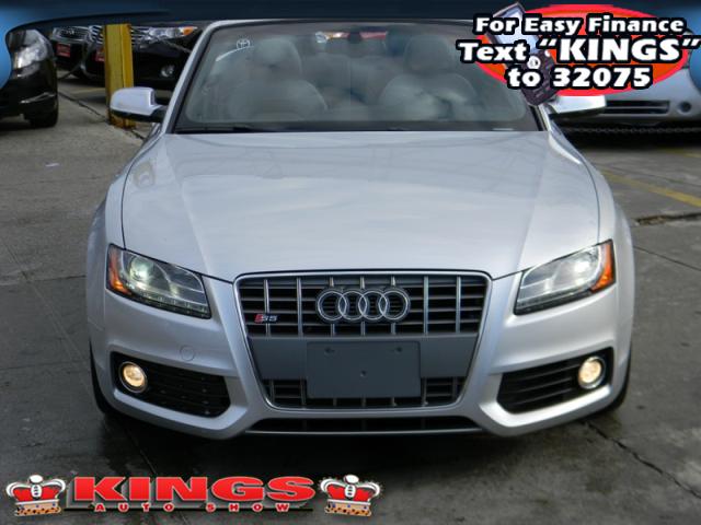 Audi S5 2010 photo 1