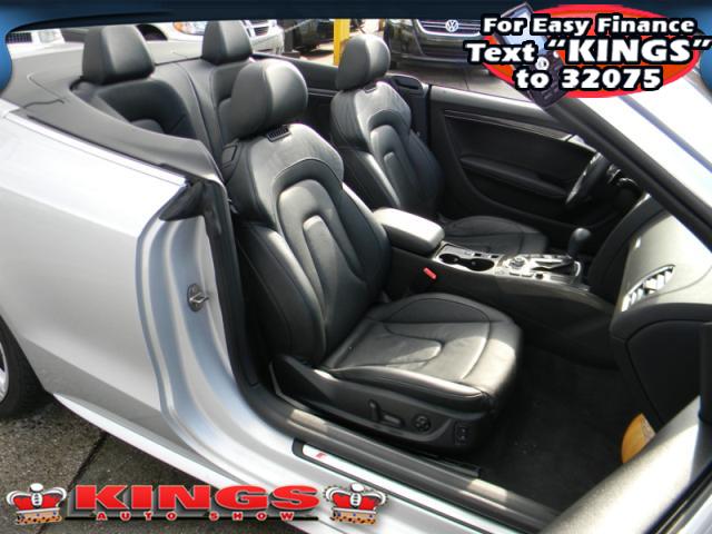 Audi S5 2010 photo 3