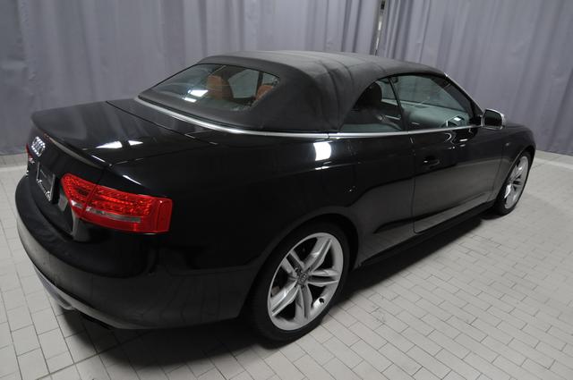 Audi S5 2010 photo 4