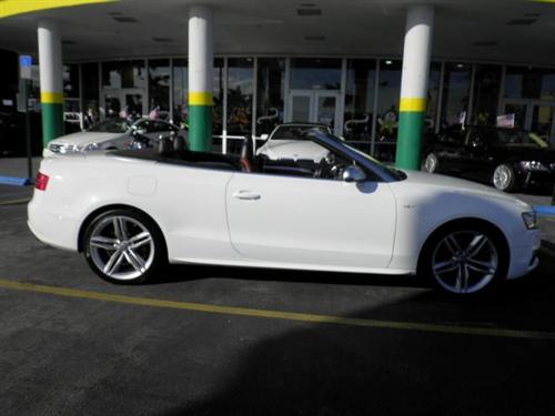 Audi S5 2010 photo 1