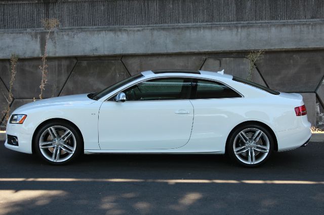 Audi S5 109.8 WB Coupe