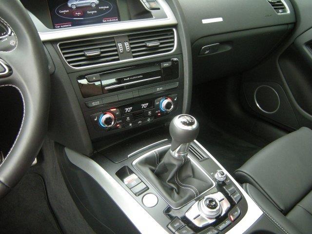 Audi S5 2013 photo 19