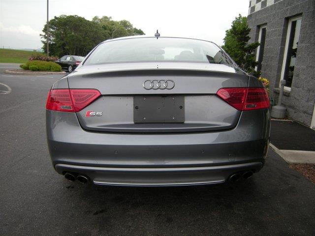 Audi S5 2013 photo 22