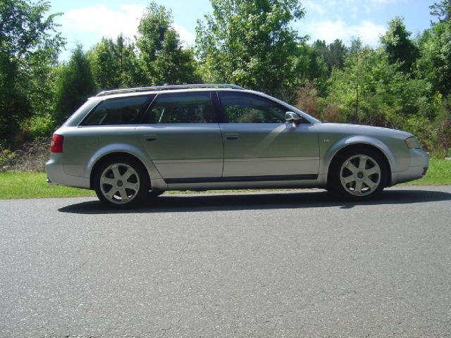 Audi S6 2002 photo 19