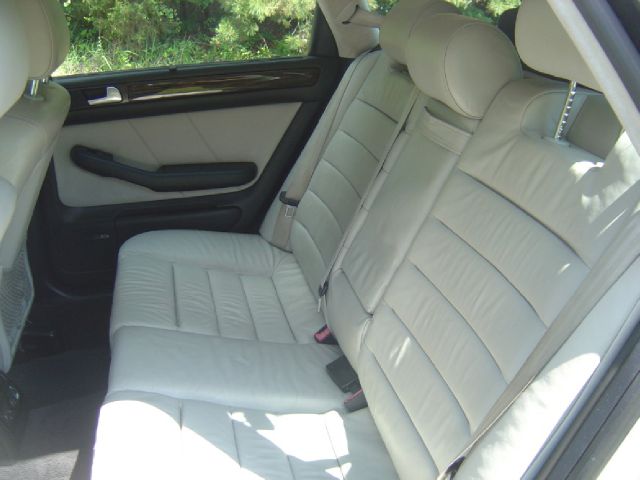 Audi S6 2002 photo 21
