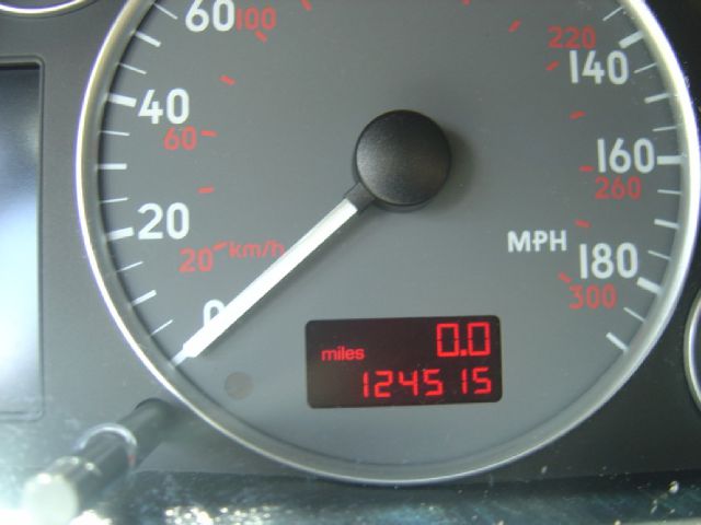 Audi S6 2002 photo 22