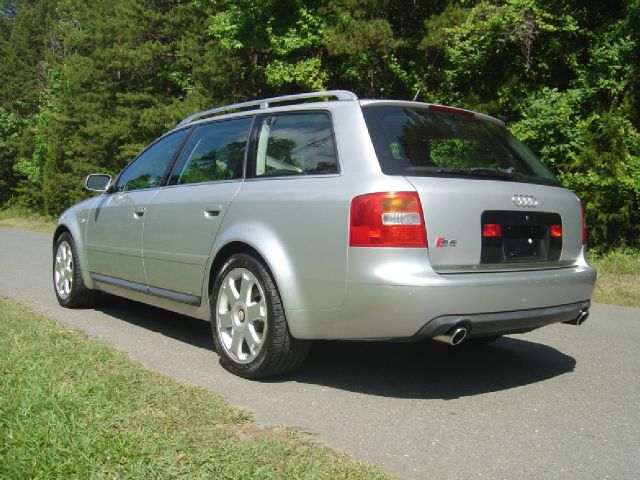 Audi S6 2002 photo 23