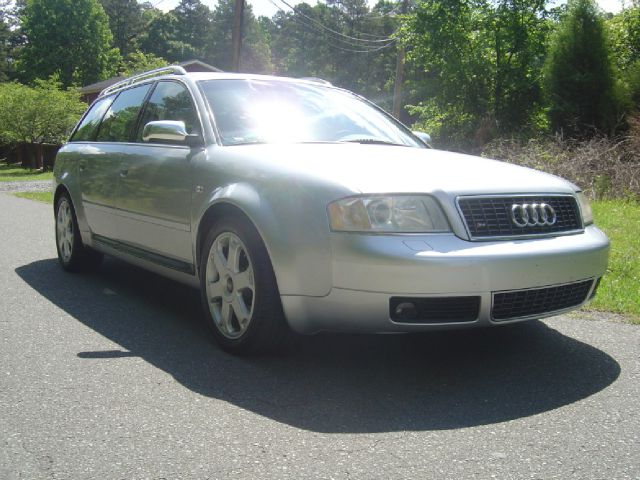 Audi S6 2002 photo 25