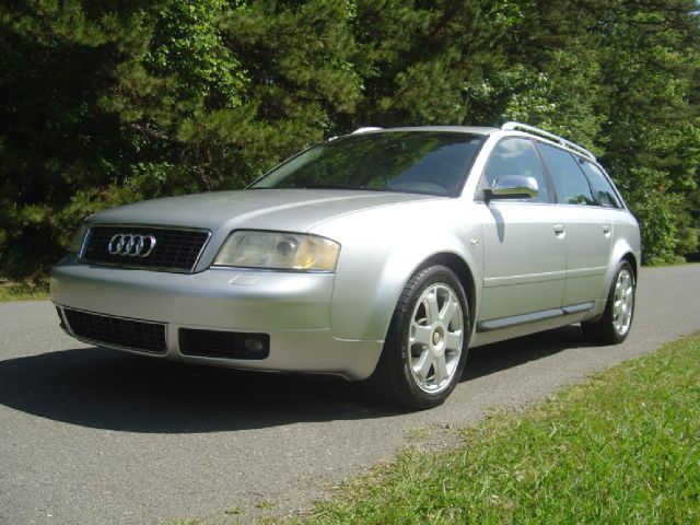 Audi S6 2002 photo 26