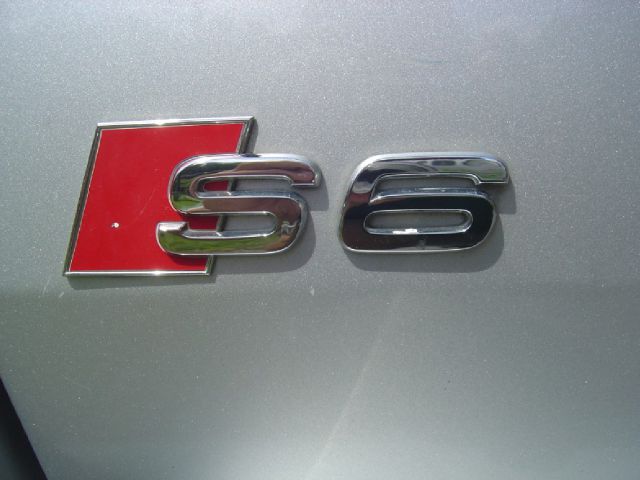 Audi S6 2002 photo 5