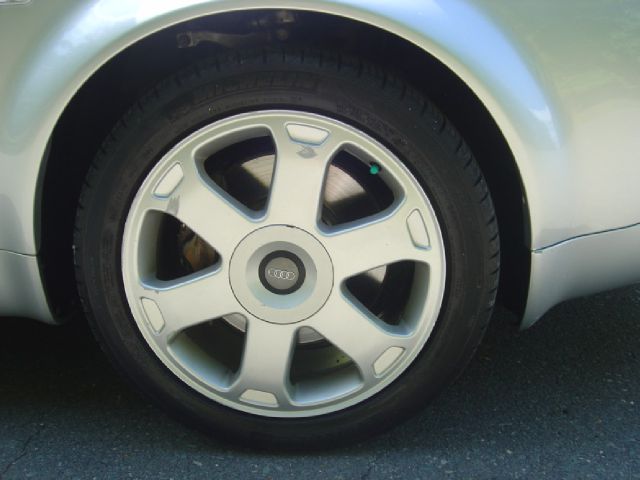 Audi S6 2002 photo 7