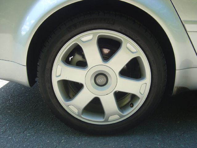 Audi S6 2002 photo 8