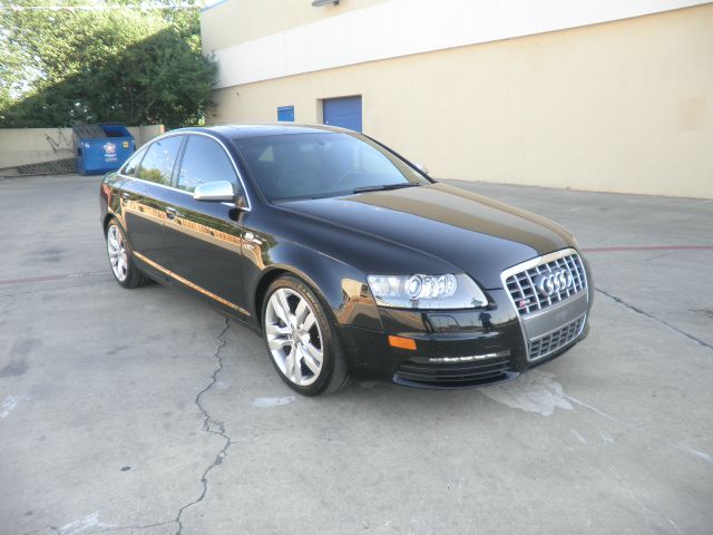 Audi S6 2008 photo 1