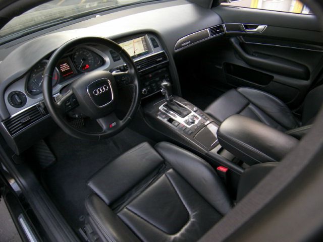 Audi S6 2008 photo 13