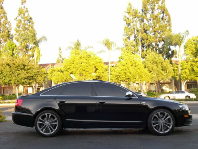 Audi S6 2008 photo 17