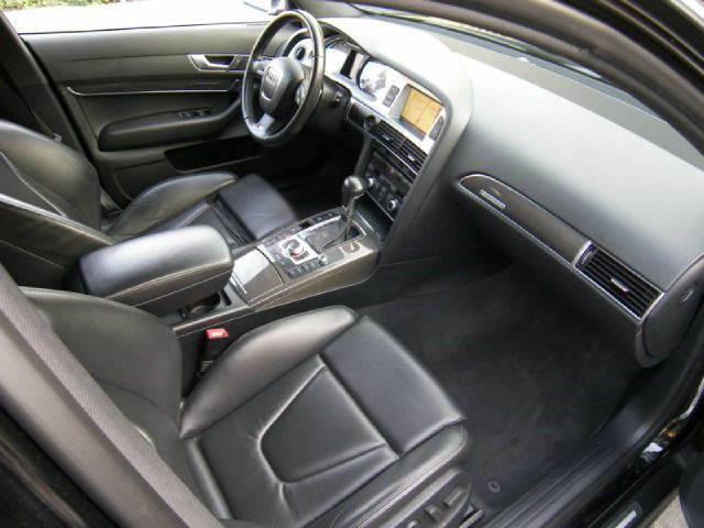 Audi S6 2008 photo 25