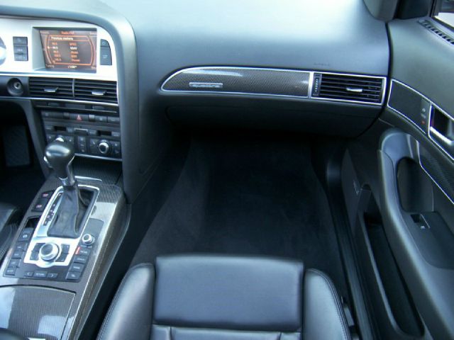 Audi S6 2008 photo 29