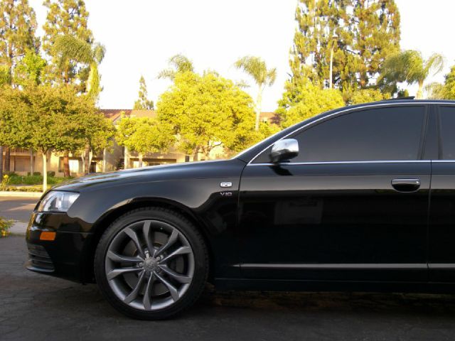Audi S6 2008 photo 32