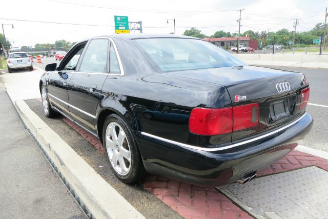 Audi S8 8 Sedan