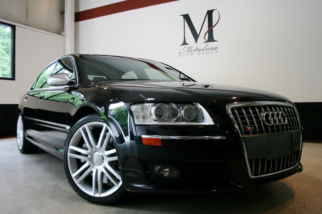 Audi S8 2007 photo 1
