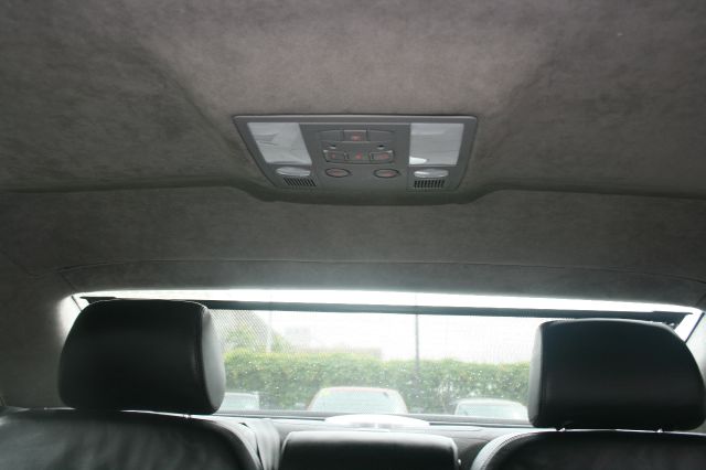 Audi S8 2007 photo 11