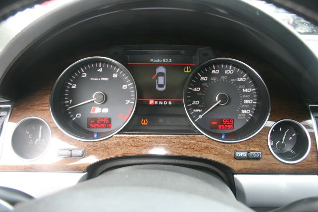 Audi S8 2007 photo 15