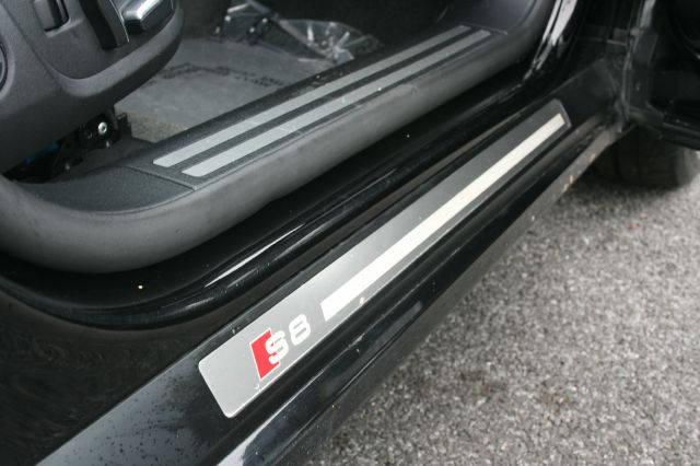 Audi S8 2007 photo 24