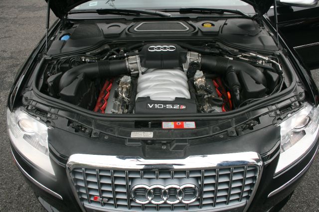 Audi S8 2007 photo 3