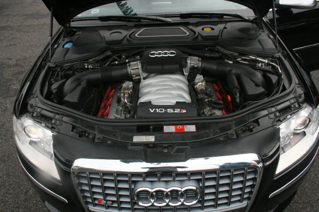 Audi S8 2007 photo 34