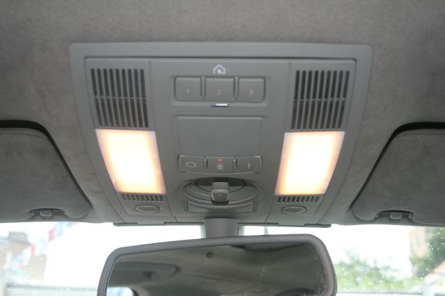 Audi S8 2007 photo 47