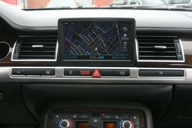 Audi S8 2007 photo 8
