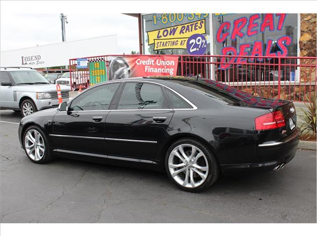 Audi S8 2008 photo 4