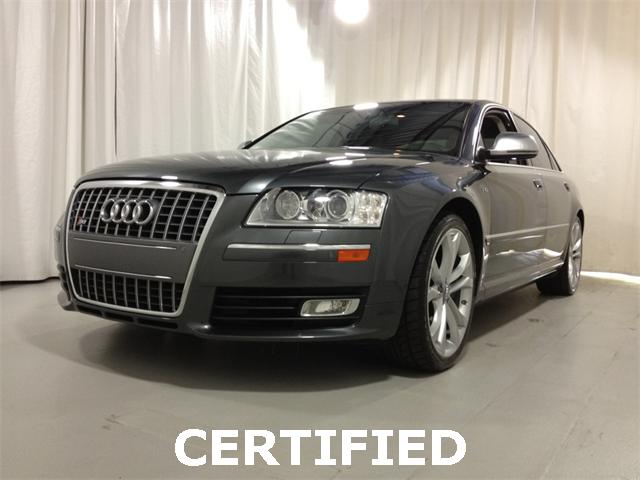 Audi S8 2009 photo 3