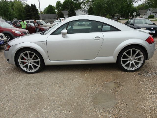 Audi TT 2000 photo 4